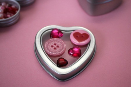 Bejeweled Jewelry Box - arranging buttons on lid of heart shaped box