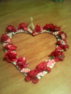 Valentine's Day Wreath - finished wreath