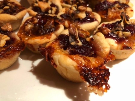 baked ranberry Brie Walnut Cups