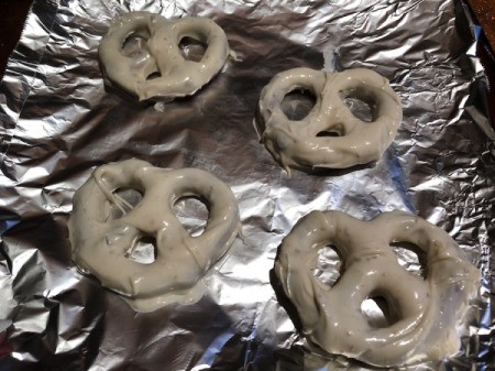 dipped pretzels on foil lined sheet