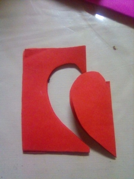 Mini Pop-up Valentine Card - cut out a heart shape from the folded red paper