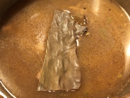 kelp added to pot