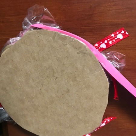 Valentine's Heart Chocolate Candy/Coupon Gift - view of the bottom of the circle as rim is being added