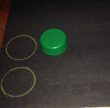 Heart Shaped Paper Groundhog - trace circles on white and black paper to make eyes