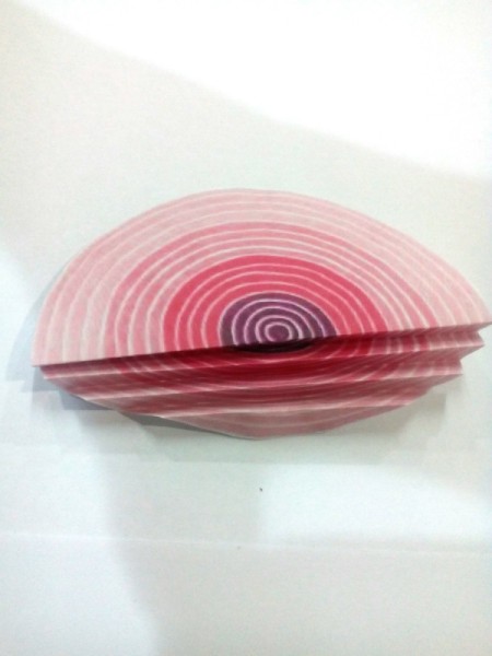 Tiny Hearts Wall Decor - make accordion folds on half of the circle