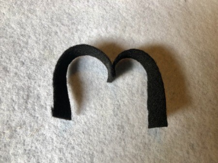 No-Sew Gradient Felt Heart Purse - unfold to reveal two arches