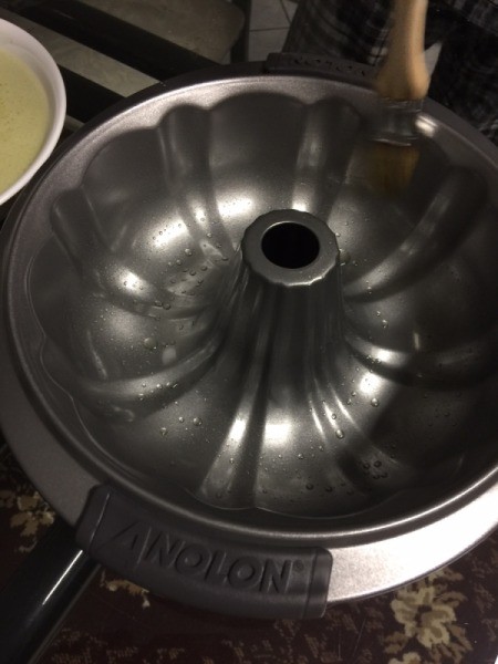 greased bundt pan
