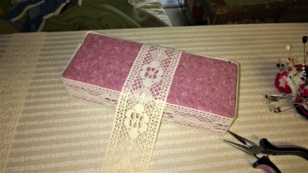 Fabric Covered Display Boxes - wrapping lace around a wrapped box