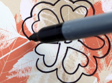 How to Make Heart and Flower Gift Cards - draw flower on patterned side of the card