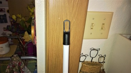 A short broom handle.