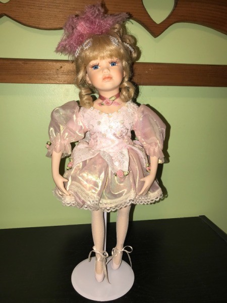 Value of Porcelain Dolls
