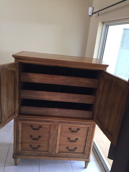 Value of a J.L. Metz Wardrobe Dresser