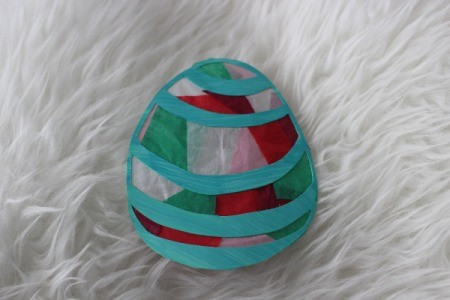 Easter Egg Sun Catcher - finished egg