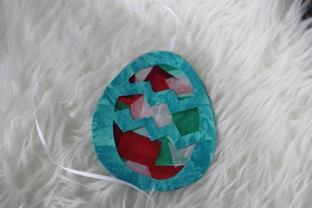 Easter Egg Sun Catcher - zig zag finished egg