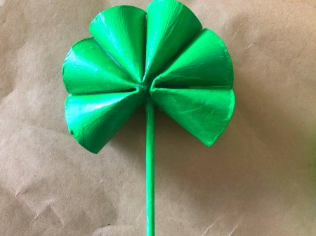 Cardboard Tube Shamrock - allow to dry