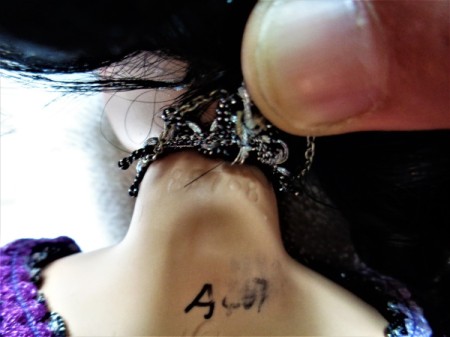 Identifying Porcelain Dolls