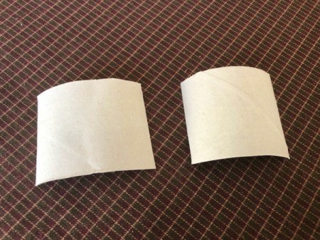 Cardboard Tube Bunnies - cut along the folds to make two pieces