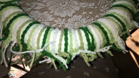 Yarn Chain St. Patty's Wreath - tied ends to the outside