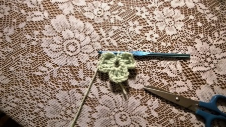 Yarn Chain St. Patty's Wreath - leaves done