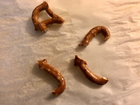 Pretzel pieces for stems