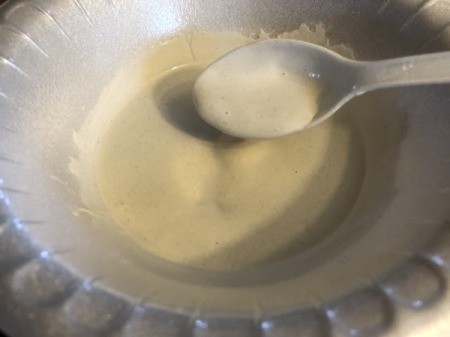 DIY Chalkboard Paint - mix plaster and water until smooth