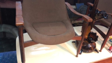 Identifying Vintage Giulio Moscatelli Lounge Chairs