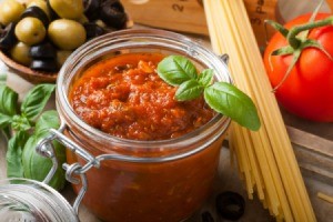 Tomato garlic basil sauce in a jar.