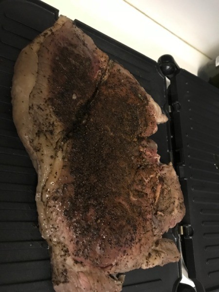grilling sirloin steak