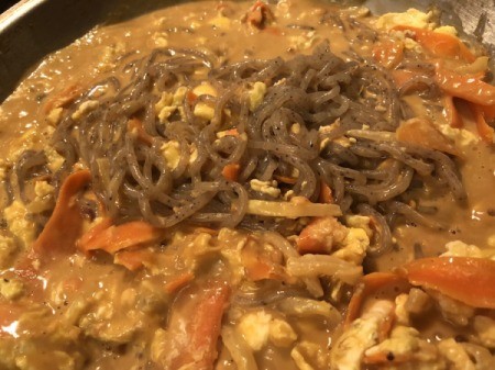 Shirataki Pad Thai finished in pan