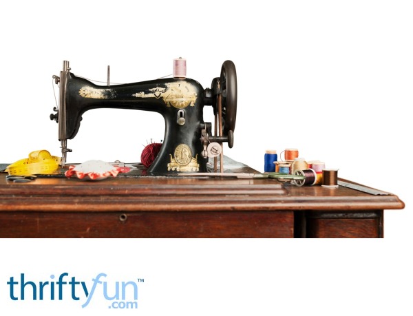 Value of an Antique Singer Sewing Machine? ThriftyFun