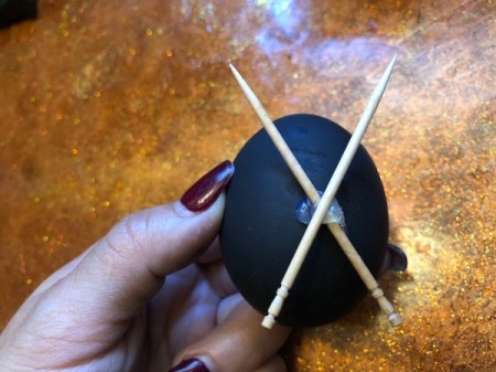 Standing Ninja Eggs - hot glue two toothpicks in the shape of an X on the back of the egg