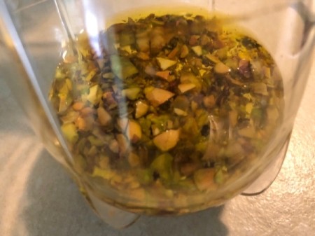 blending Pistachios, olive oil and water