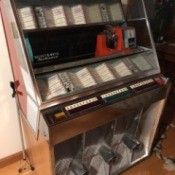Value of a Seeberg Jukebox - juke