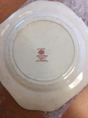 Value of China Bowls  - bottom of plate
