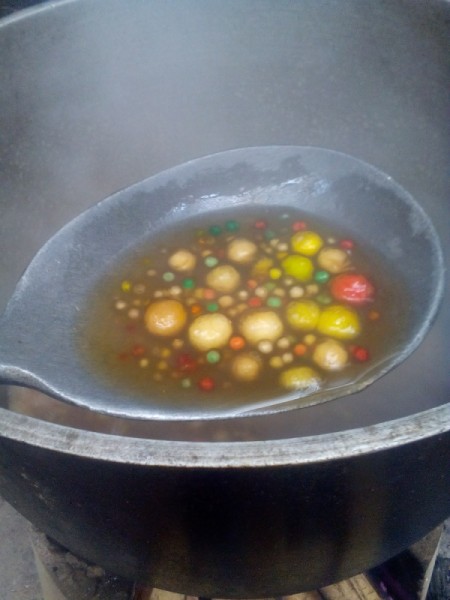 tapioca pearls in bowl