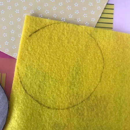 Trinket Box - trace a circle onto the felt and cut out