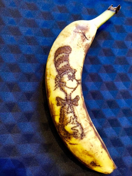 Making Detailed Banana Art - Cat in the Hat banana art