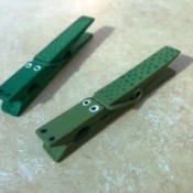 Alligator Clothespins - clothespin alligators