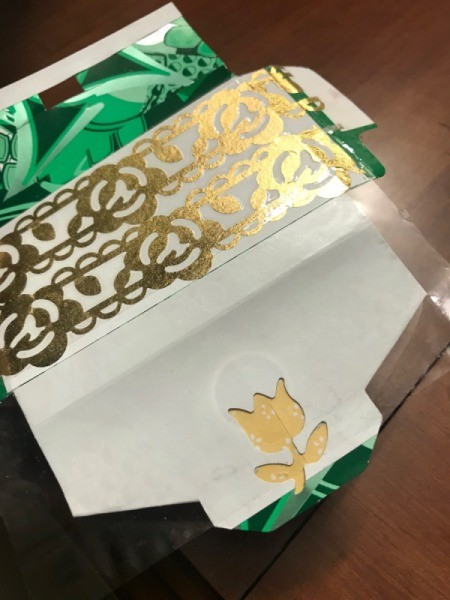 Upcycled Business Card Holder from Gum Packaging - cover the entire box with packing tape to make it more durable