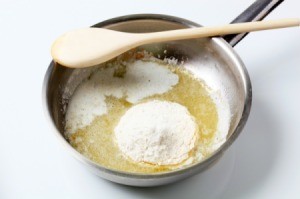 Making a Roux in a source pan