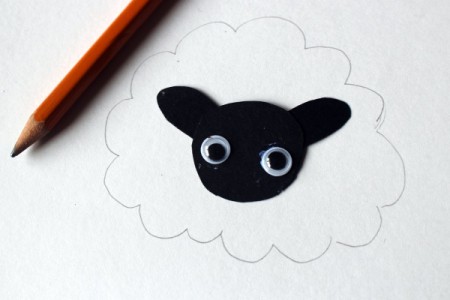Cardstock Sheep Badge - place the face on the white cardstock and draw a puffy cloud around it