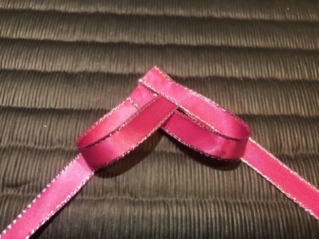 Woven Ribbon Heart - fold up the right piece and bring it between the left loop and glue