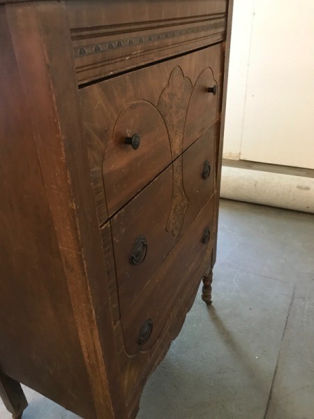 Age and Value of a Chest of Drawers