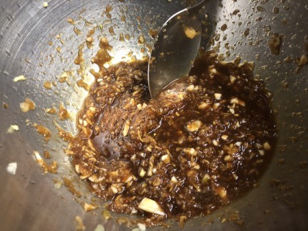 mixing marinade