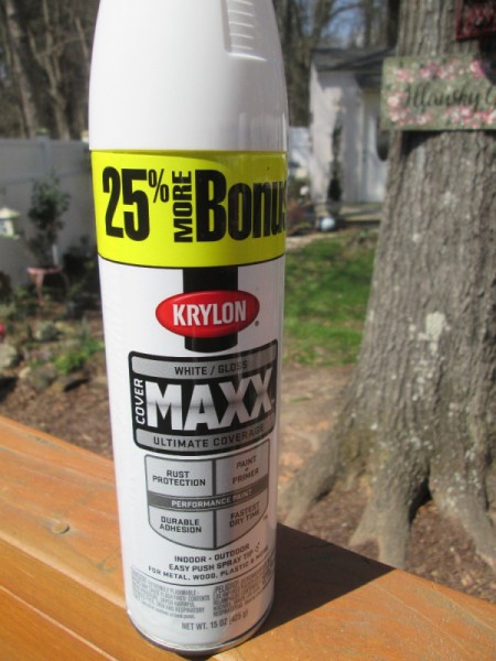 A can of white spray paint, to refurbish the yellowed fixtures.