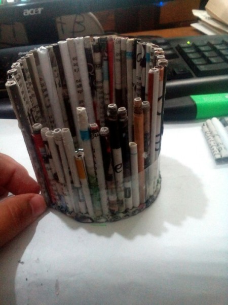 Newspaper Pen Organizer - you can use trimmed off pieces to complete the holder