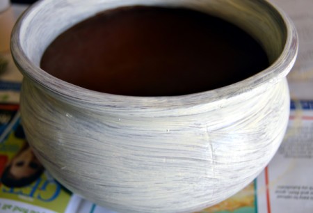 Upcycled Clay Pot Planter - paint the outside and the top edge
