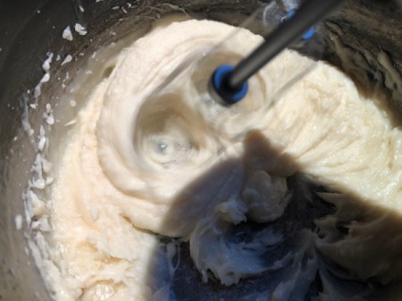 whipping frosting