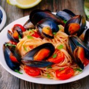 Mussels on spaghetti noodles