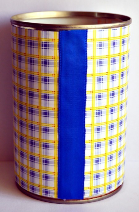 Dressed Up Pen Holder for Father's Day - glue ribbon where overlap occurs